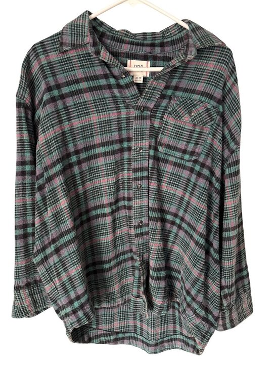 BDG Flannel Shirt Size XS Oversized Plaid Button Front Long Sleeve Green Preppy - Picture 3 of 9